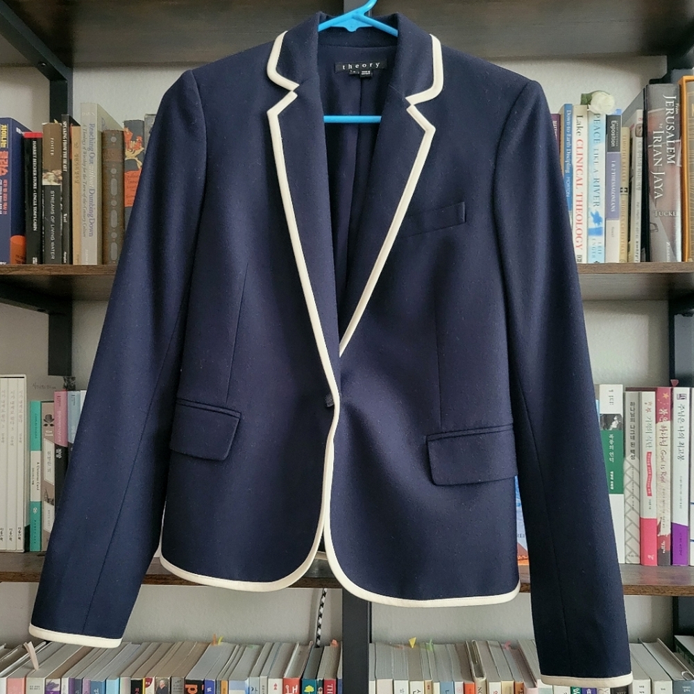 THEORY Wool Navy Blazer with Cream Trim Size 0